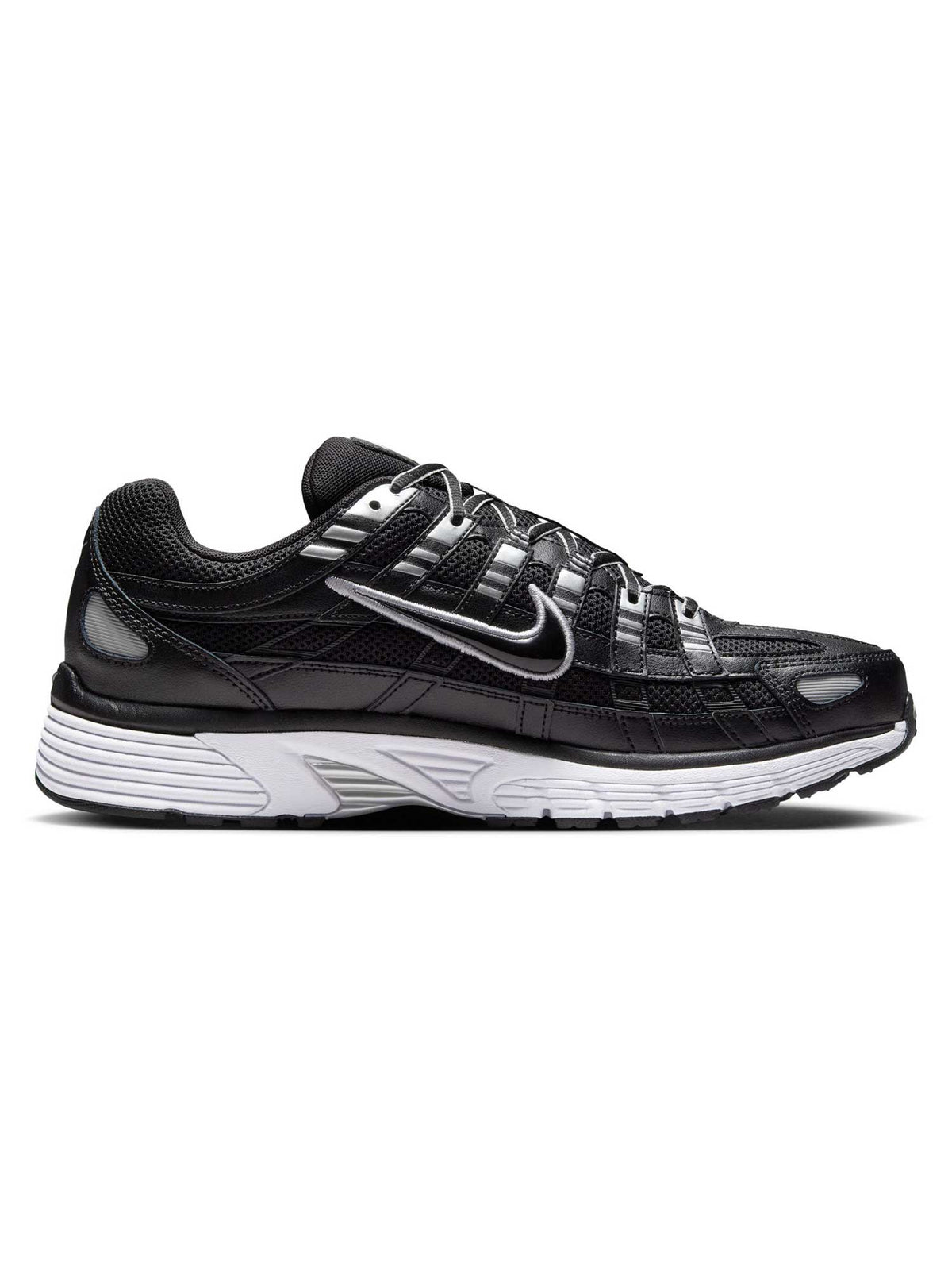 NIKE Обувки P-6000
