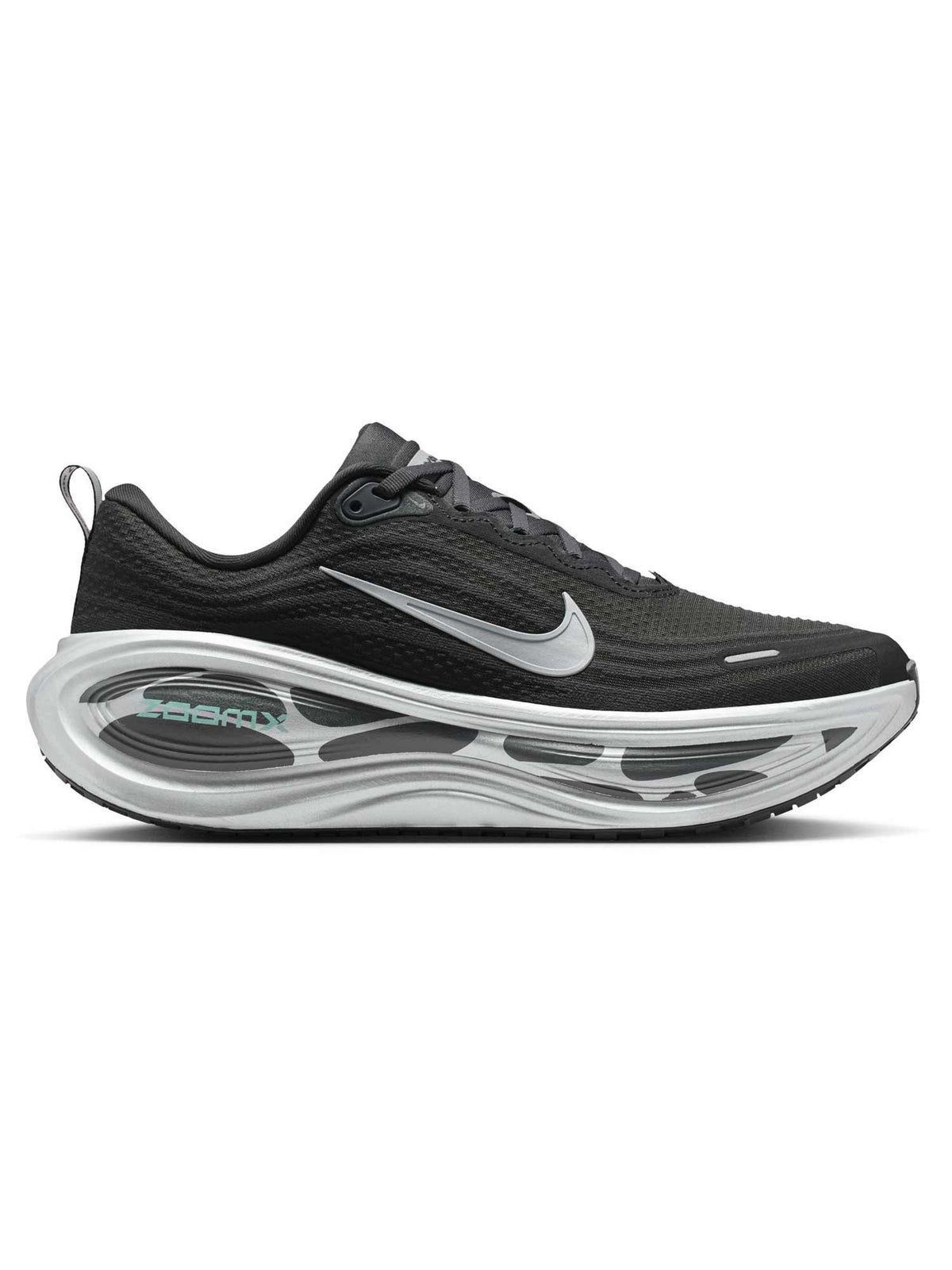 NIKE Обувки VOMERO PLUS