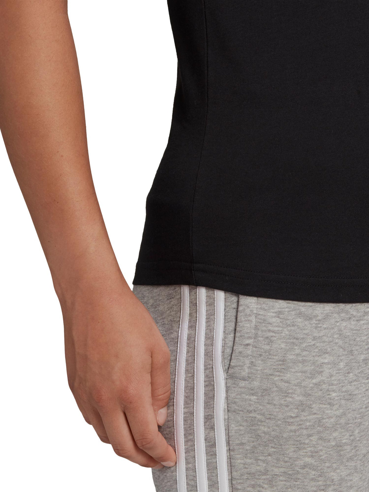 ADIDAS SPORTSWEAR Тениска LOUNGEWEAR Essentials Slim 3-S