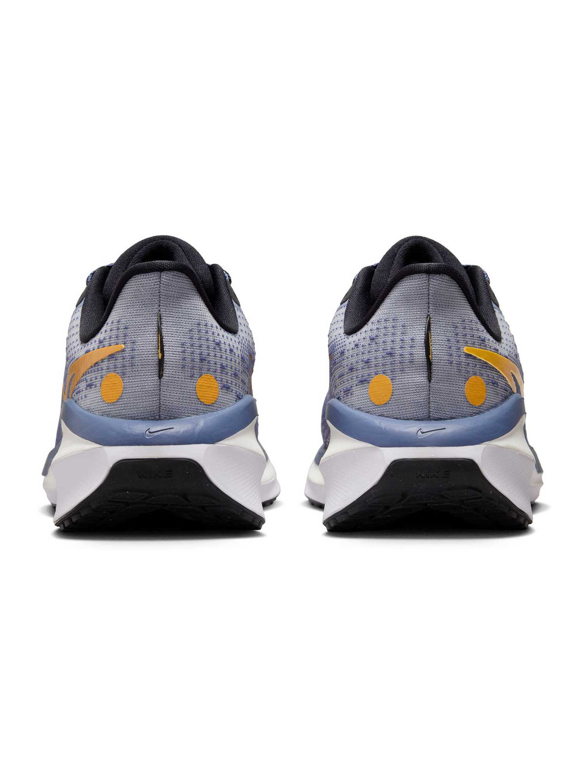NIKE Обувки W VOMERO 17