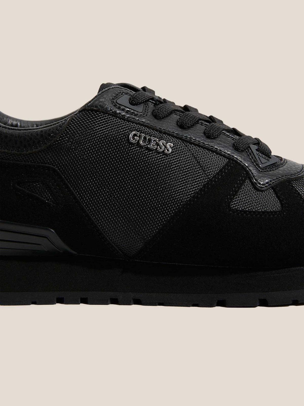 GUESS Обувки TRESA