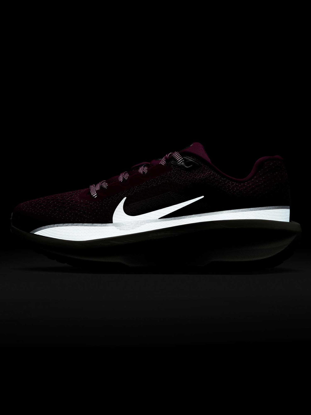 NIKE Обувки WMNS AIR WINFLO 11 PRM