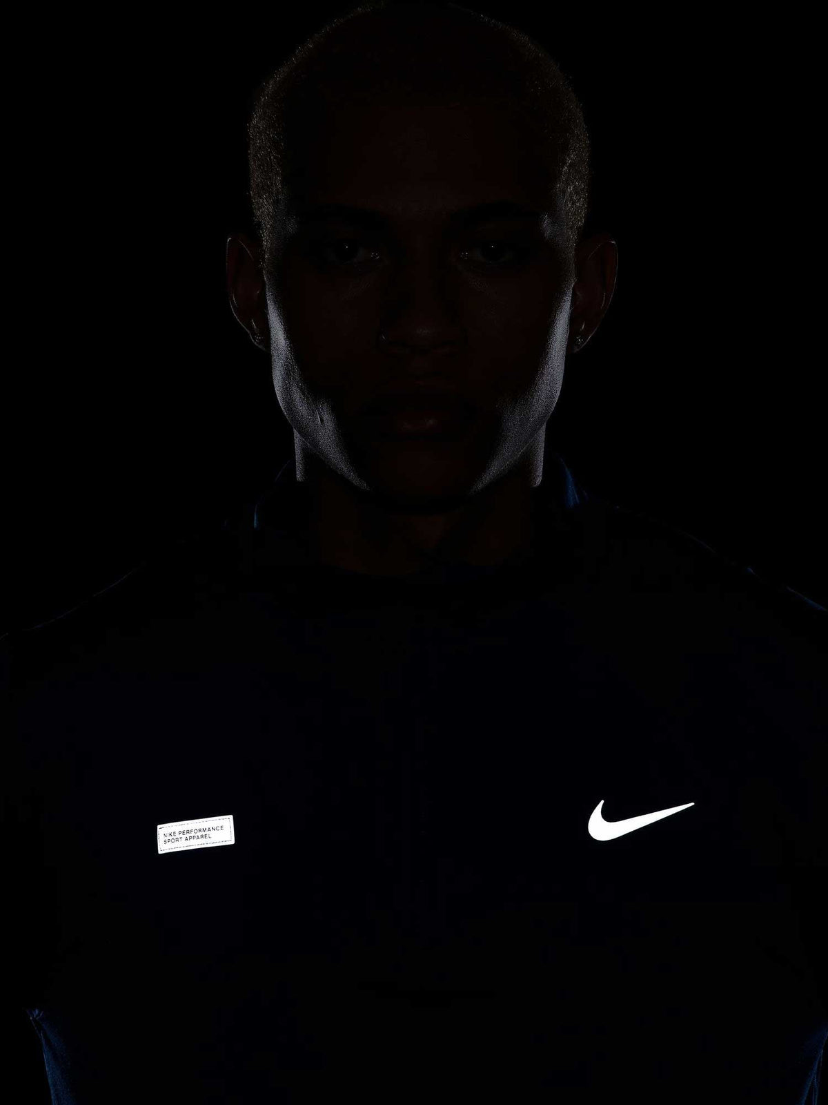 NIKE Блуза M NK DF ELMNT TOP HZ FLASH HBR