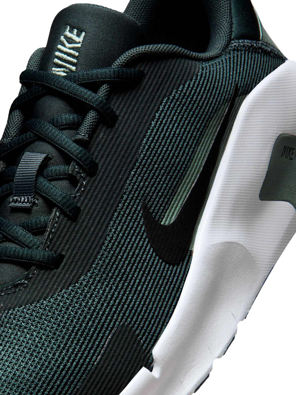NIKE Обувки FLEX TRAIN